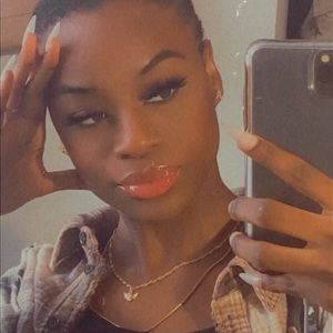 Meet your Posher, Amber